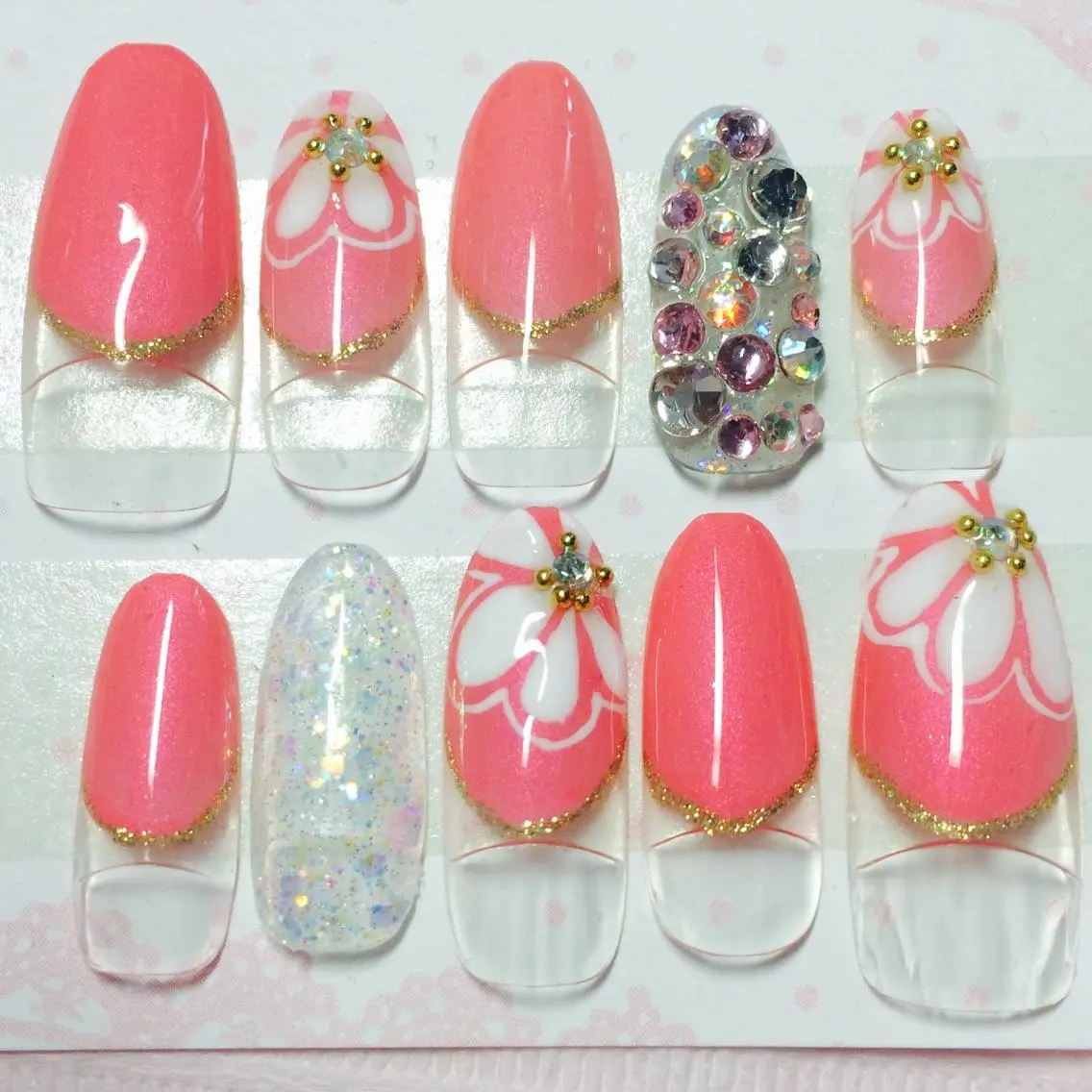 ネイル ネイルチップ clover nailのネイルデザイン