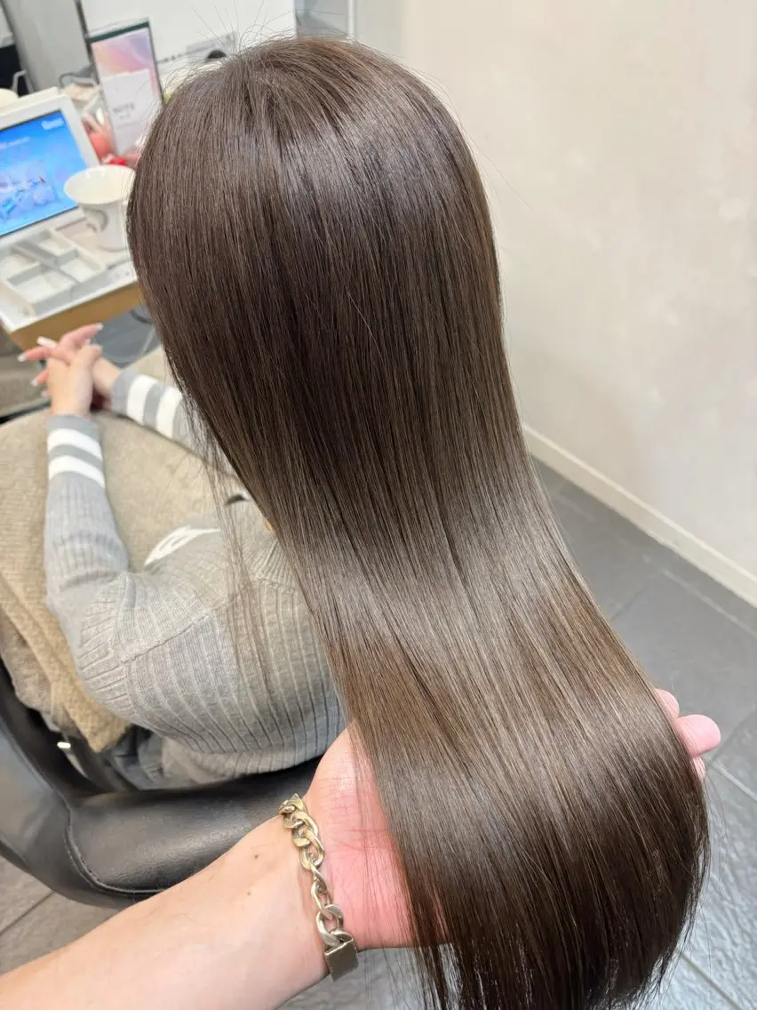 カラー アッシュ アッシュグレー ヘアカラー トリートメント ヘッドスパ グレージュ/髪質改善 Yamato.hのヘアスタイル