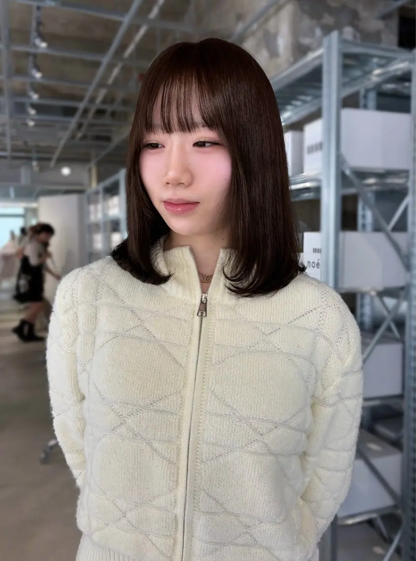 ミディアム カラー カット ヘアカラー トリートメント ダブルカラー/レイヤ ーカット 🤍ゆきなのヘアスタイル