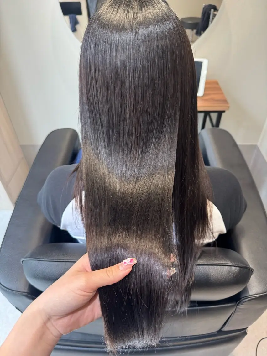 ロング カット 縮毛矯正 トリートメント 博多美容室NAVY 橋本心縮毛矯正のヘアスタイル