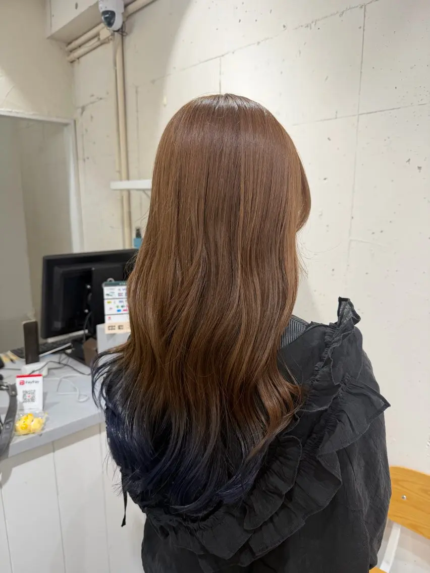 🌙9月限定特別価格🌙【カット+高発色イルミナカラー+トリートメント】の写真