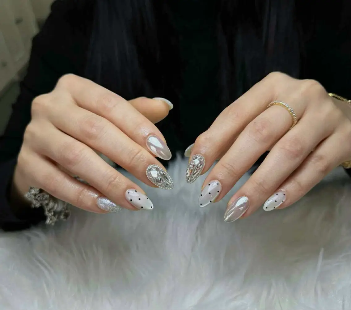ネイル 韓国ネイル 持ち込み ニュアンスネイル ワンホンネイル ハンドネイル AKIKO NAILのネイルデザイン