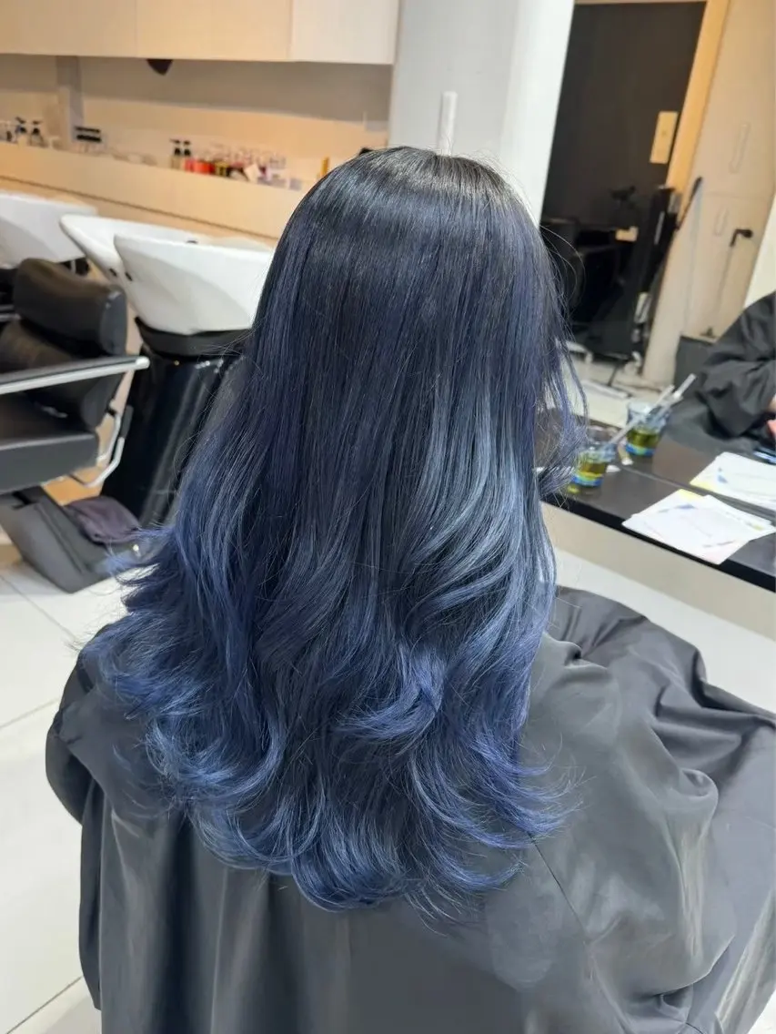 ロング カラー バレイヤージュ 透明感カラー レイヤーカット カラーモデル募集中 🩷ALIVE 七海のヘアスタイル
