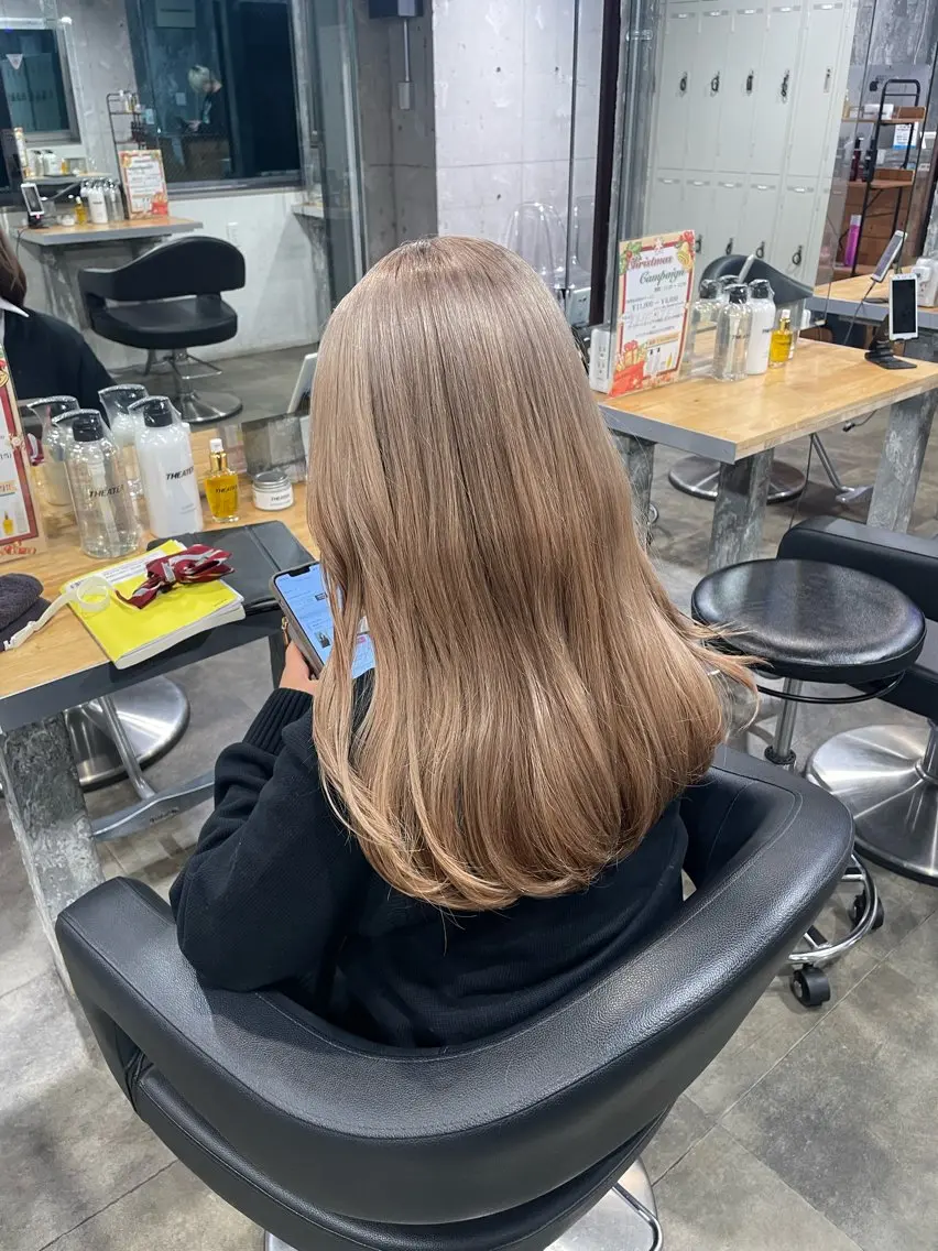 ロング カラー ヘアカラー ハイトーン 横浜💞ミオのヘアスタイル