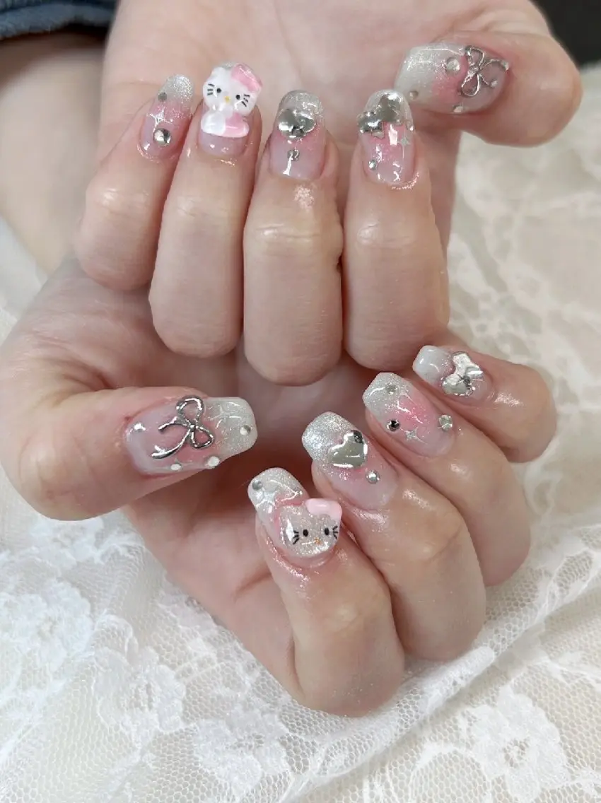 ネイル チークネイル マグネットネイル ワンホンネイル ハンドネイル ハンドケア 心斎橋Salon Epokkuのネイルデザイン