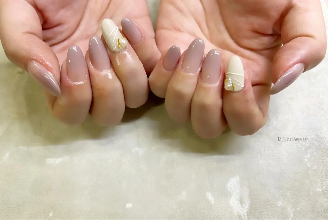 ネイル グラデーション ホワイト ハンドネイル nail salon monailのネイルデザイン