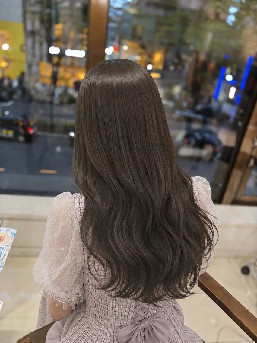 ロング カット ヘアカラー トリートメント 盛れる髪質改善カラー 💞はな🎀のヘアスタイル