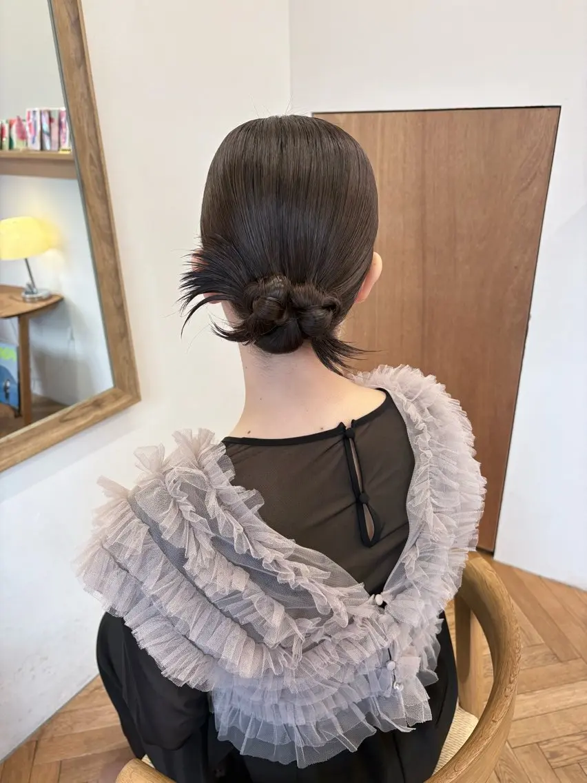 ミディアム ヘアアレンジ ヘアセット karin🌛ボブ/ 透明感たっぷりカラーのヘアスタイル