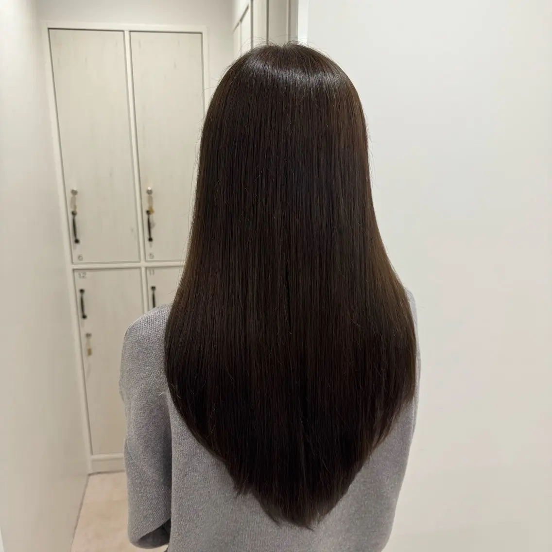 ロング カラー 縮毛矯正 ヘアカラー 縮毛矯正 りな🪽カット /縮毛/透明感カラーのヘアスタイル