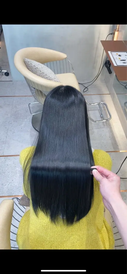 ロング カット ヘアカラー 縮毛矯正 トリートメント ‎🤍髪質改善‎🤍 レイヤーカット‎🤍のヘアスタイル