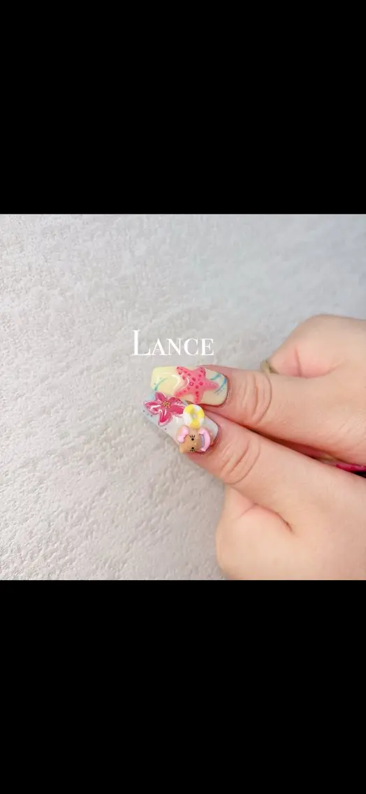 ネイル キラキラネイル 韓国ネイル ワンカラーネイル 夏ネイル ワンホンネイル ハンドネイル Lance nailのネイルデザイン