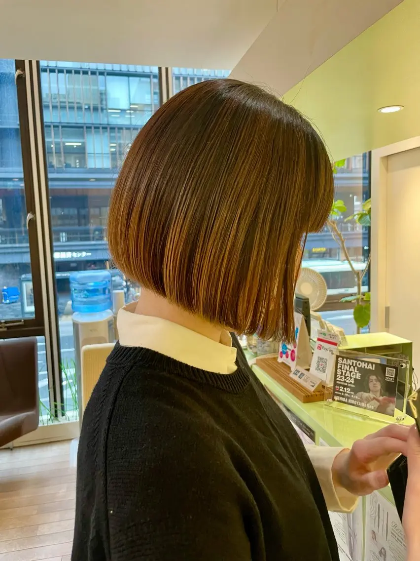 ミディアム ボブ カット ヘアカラー トリートメント 林 季香のヘアスタイル