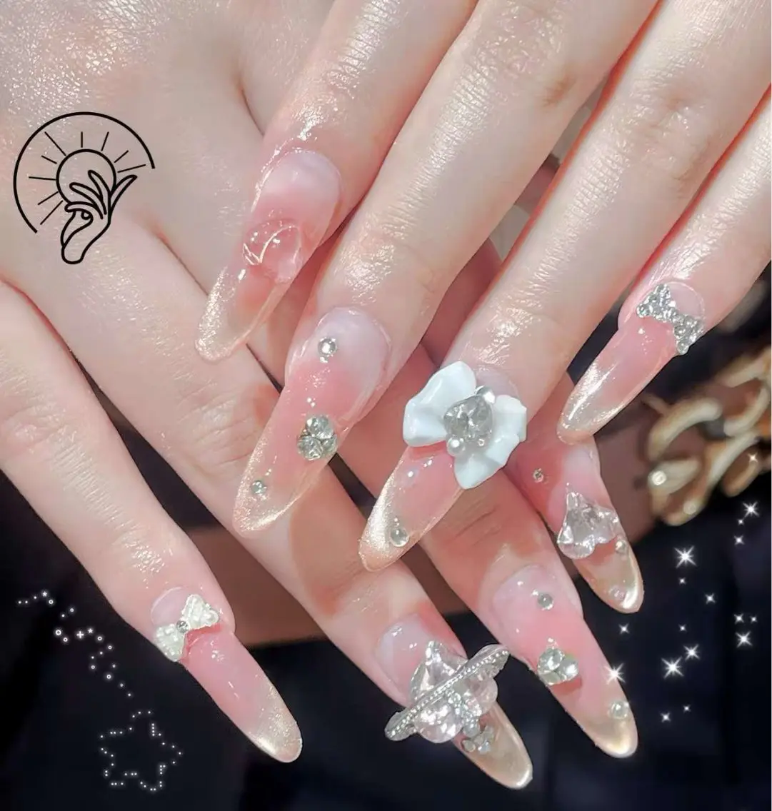 ネイル チークネイル 長さ出し フレンチネイル ガーリー 韓国ネイル sun nail池袋 モデル募集のネイルデザイン