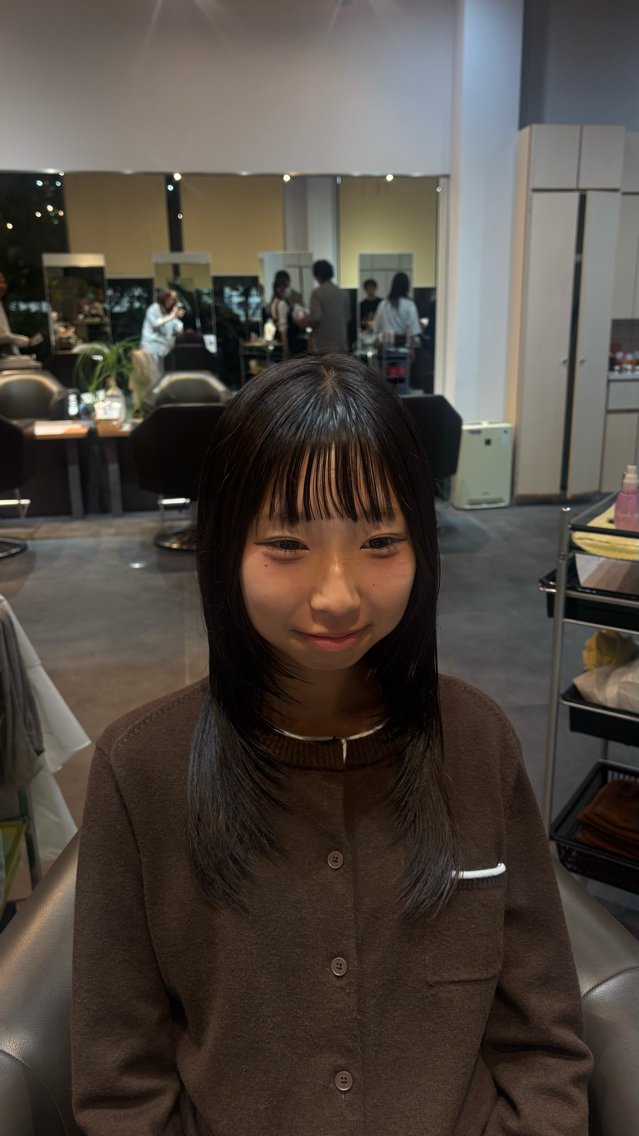 ロング レイヤーカット 加賀 心花のヘアスタイル