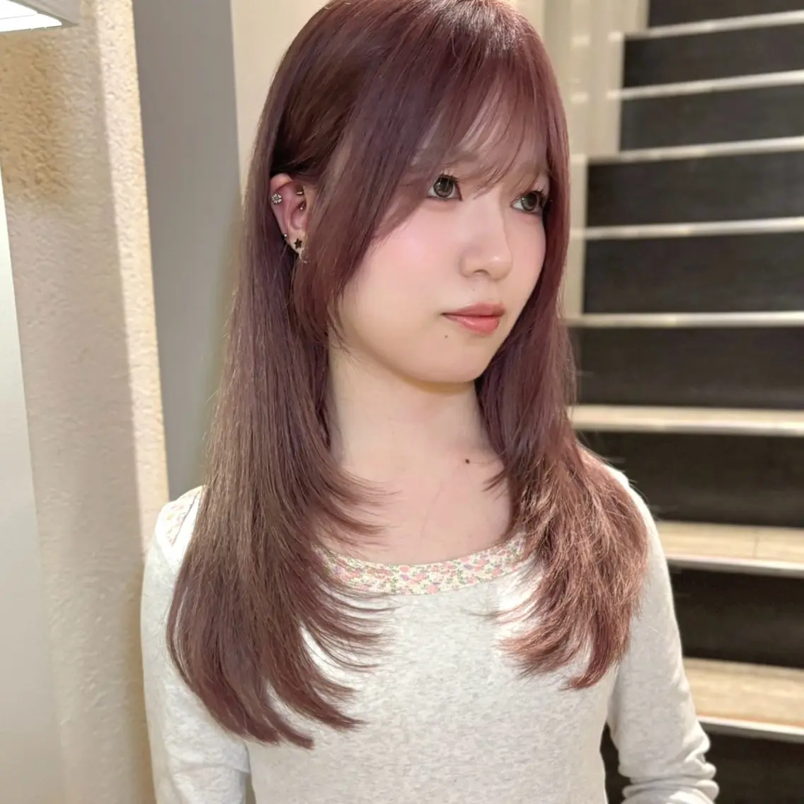 セミロング カット レイヤーカット⭐️ 桑原 日花理のヘアスタイル