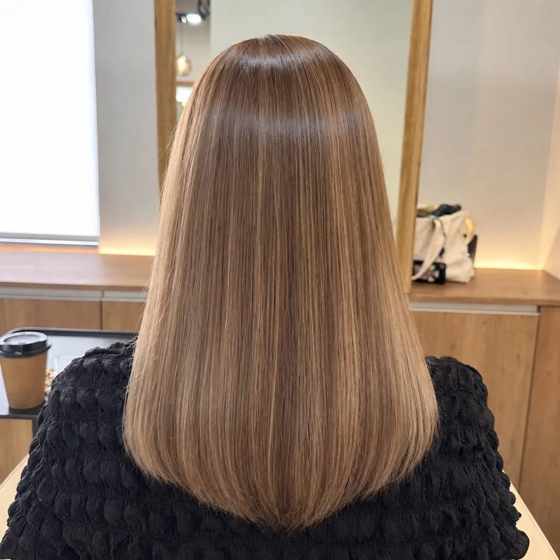 セミロング カット ヘアカラー トリートメント 飯田 智也のヘアスタイル