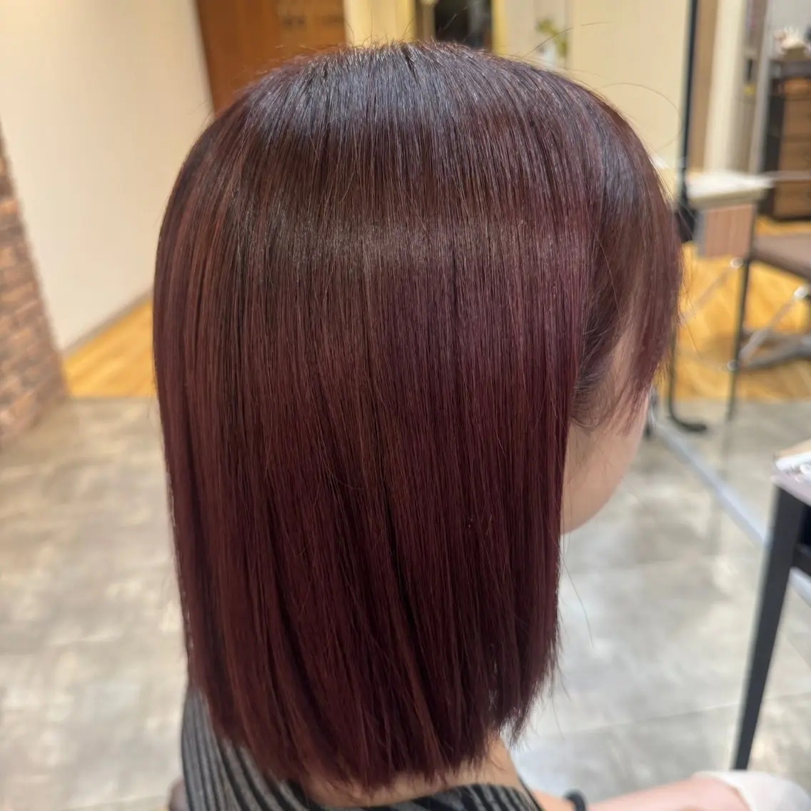 カラー ヘアカラー 新田 しずくのヘアスタイル