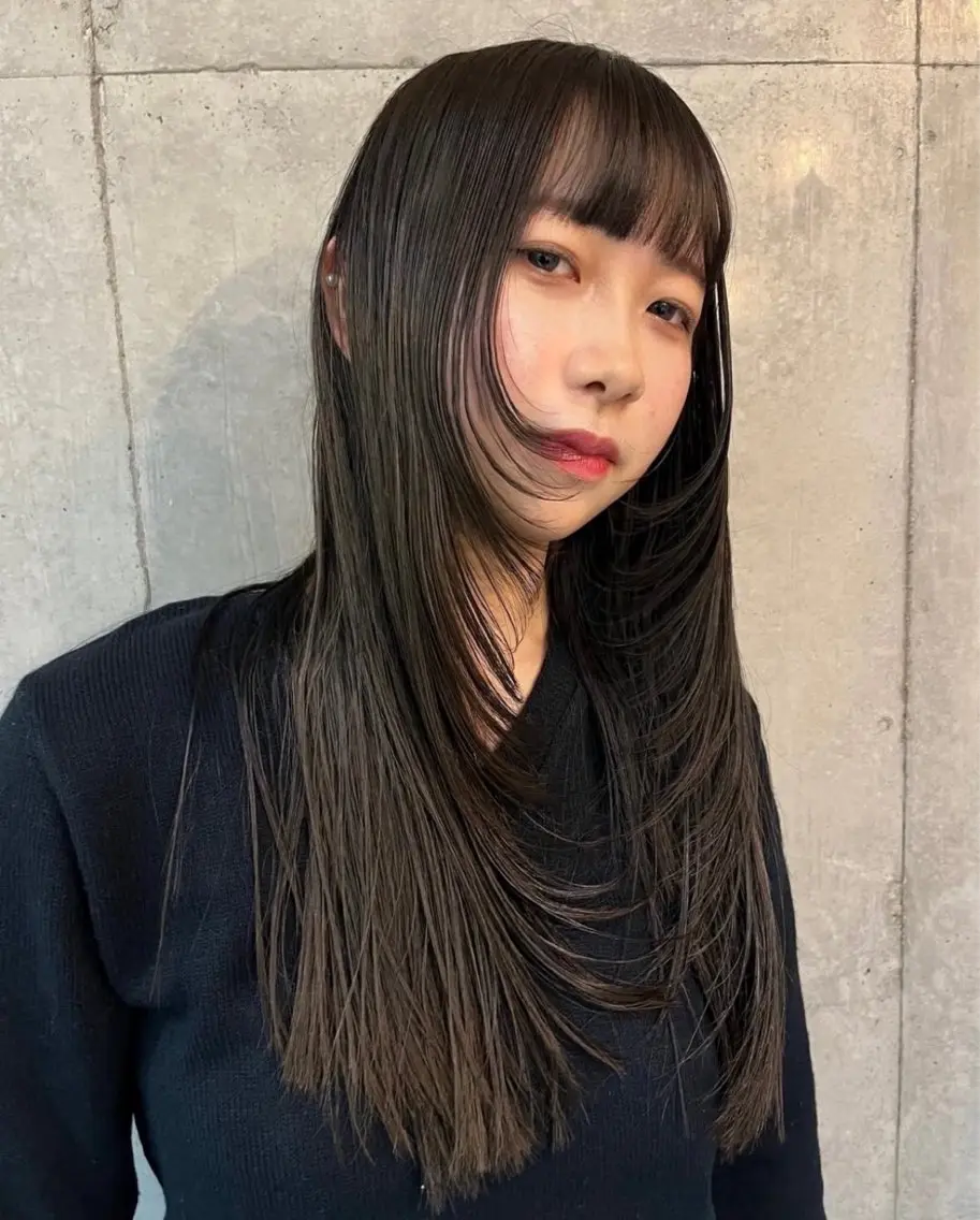 ロング レイヤーカット カット ヘアカラー トリートメント レイヤーカット\ウル フ　chinatsuのヘアスタイル
