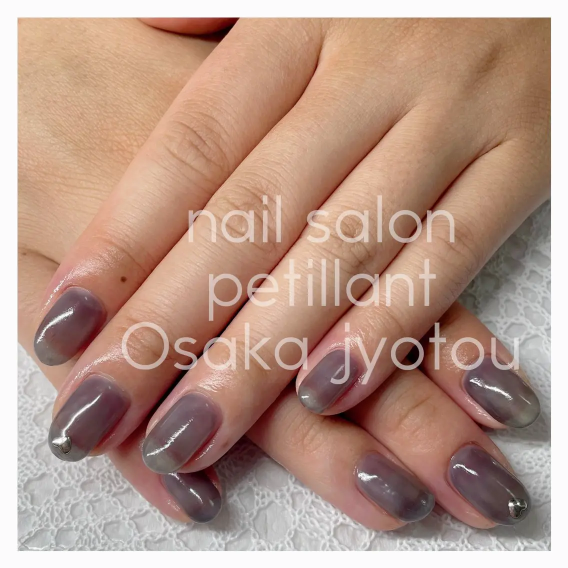 ネイル ハート おそろいネイル ネイビー nail salon petillantのネイルデザイン