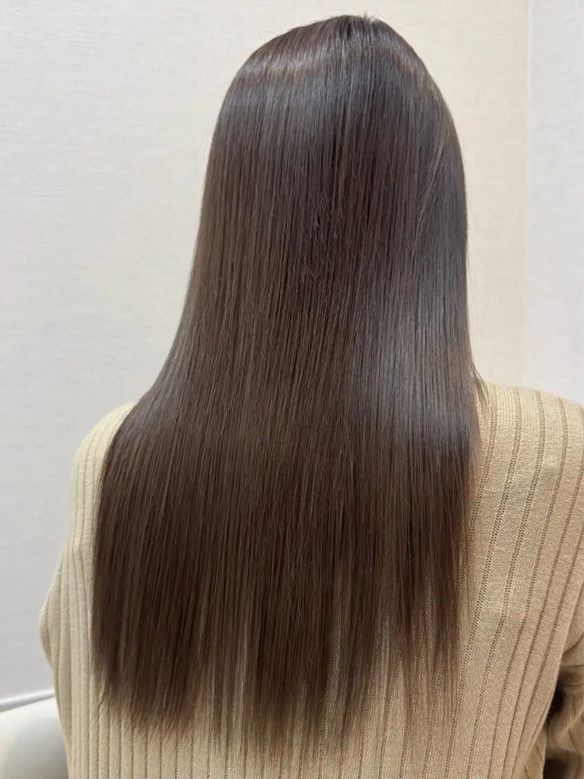 ロング カラー ブラウンカラー マロンブラウン カット ヘアカラー 縮毛矯正 トリートメント 伴藤 寿男のヘアスタイル
