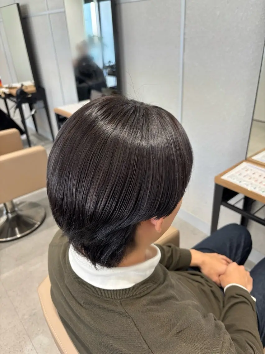 カラー グレージュ ハイライトカラー 彦坂 優月のヘアスタイル