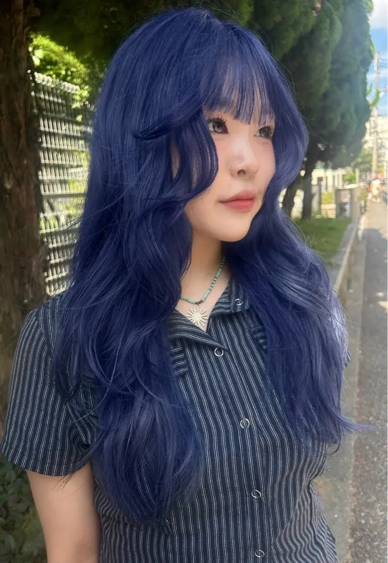 ロング ヘアカラー レイカ /ハイトーンのヘアスタイル