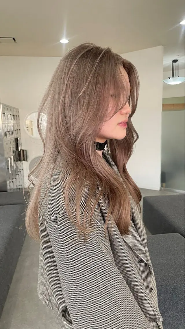 カラー カット ヘアカラー トリートメント レイヤーカット🪽 Kanaのヘアスタイル