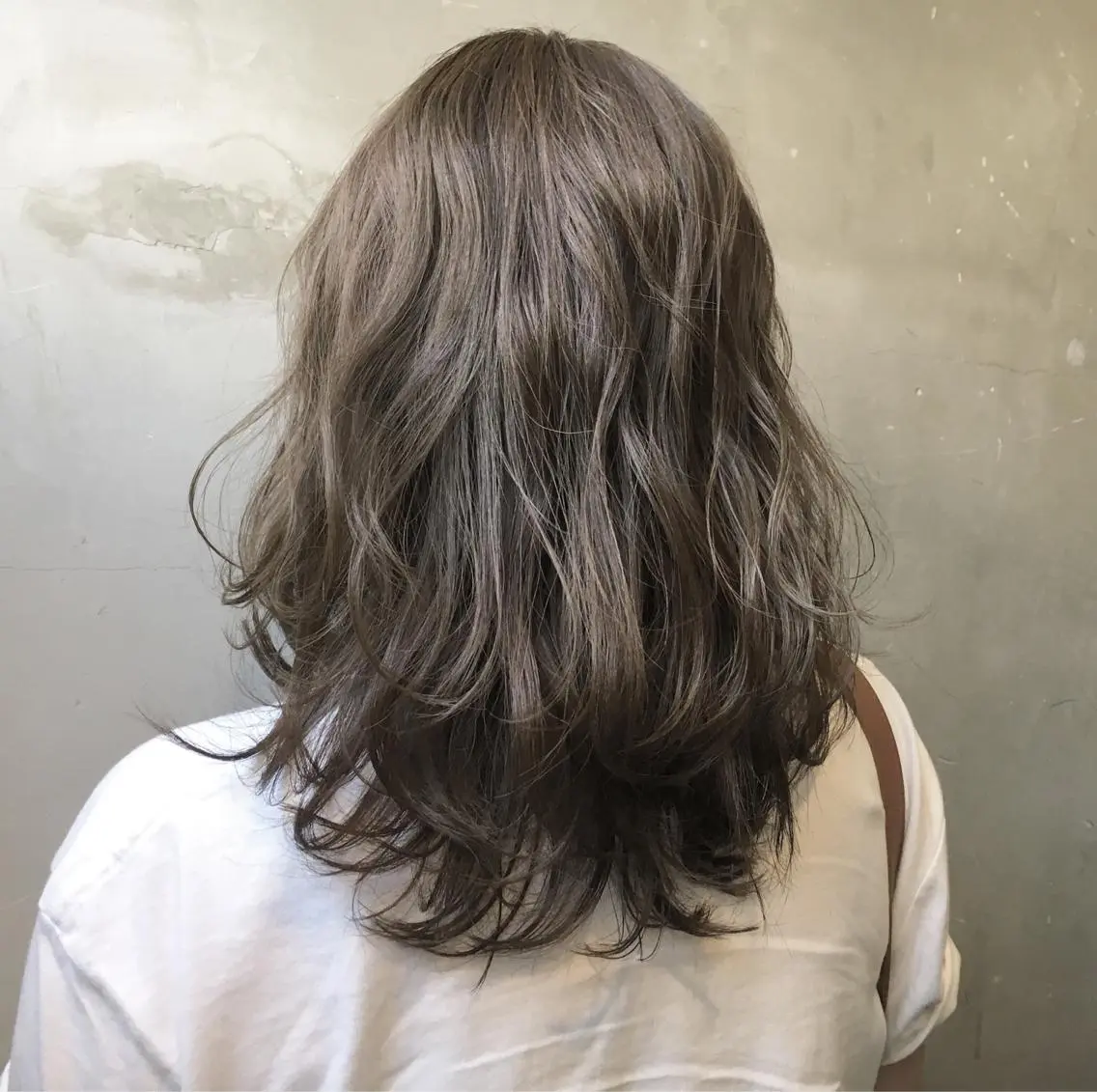 ミディアム カラー ヘアカラー 牛山 静香のマツエク・マツパデザイン