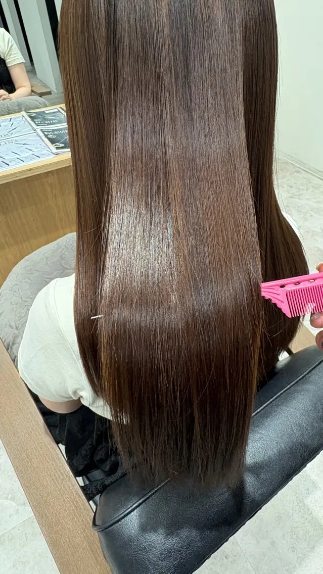 セミロング 髪質改善 河野いずみ レイヤー/ボブ 🤍のヘアスタイル