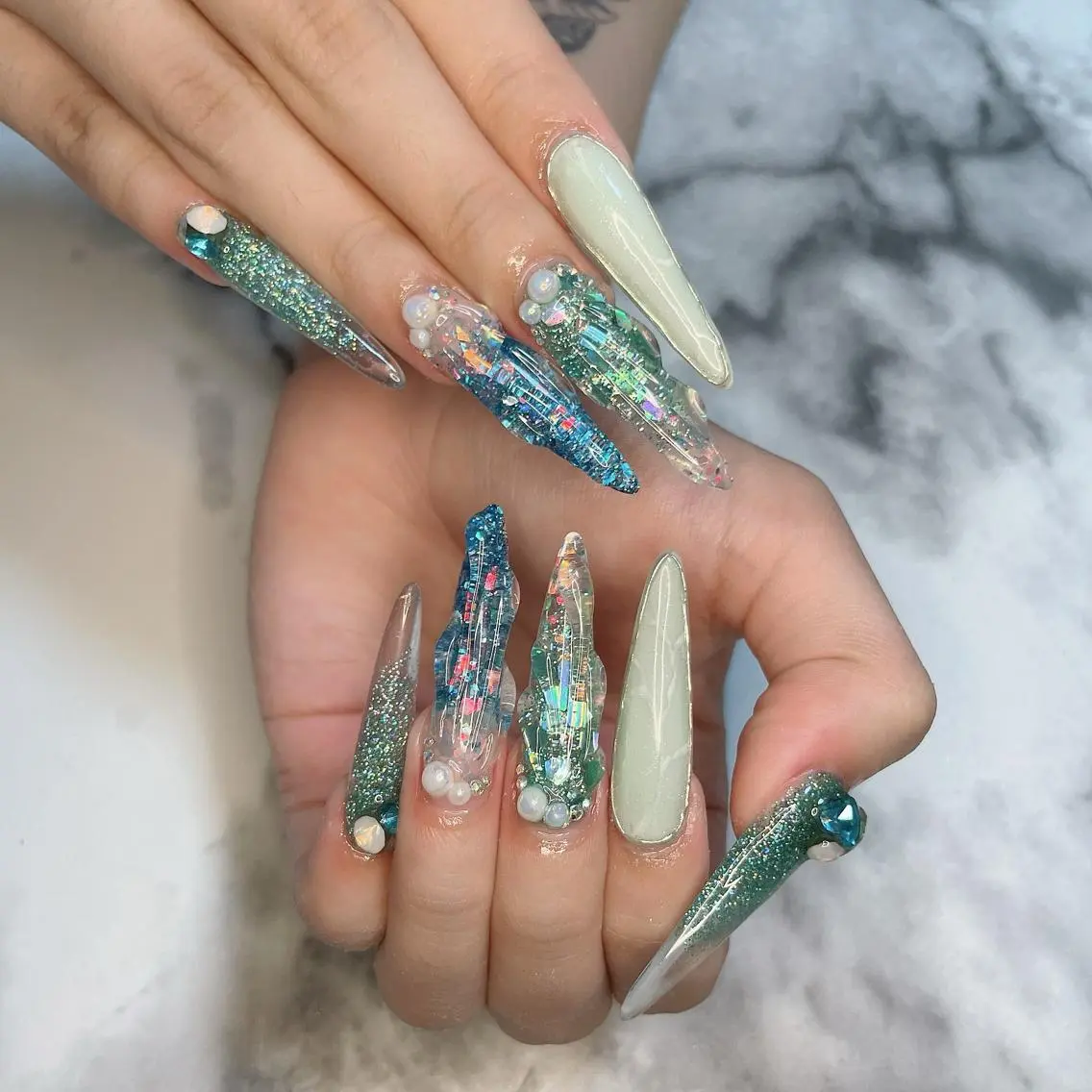 ネイル ハンドネイル Kayo 💅のネイルデザイン