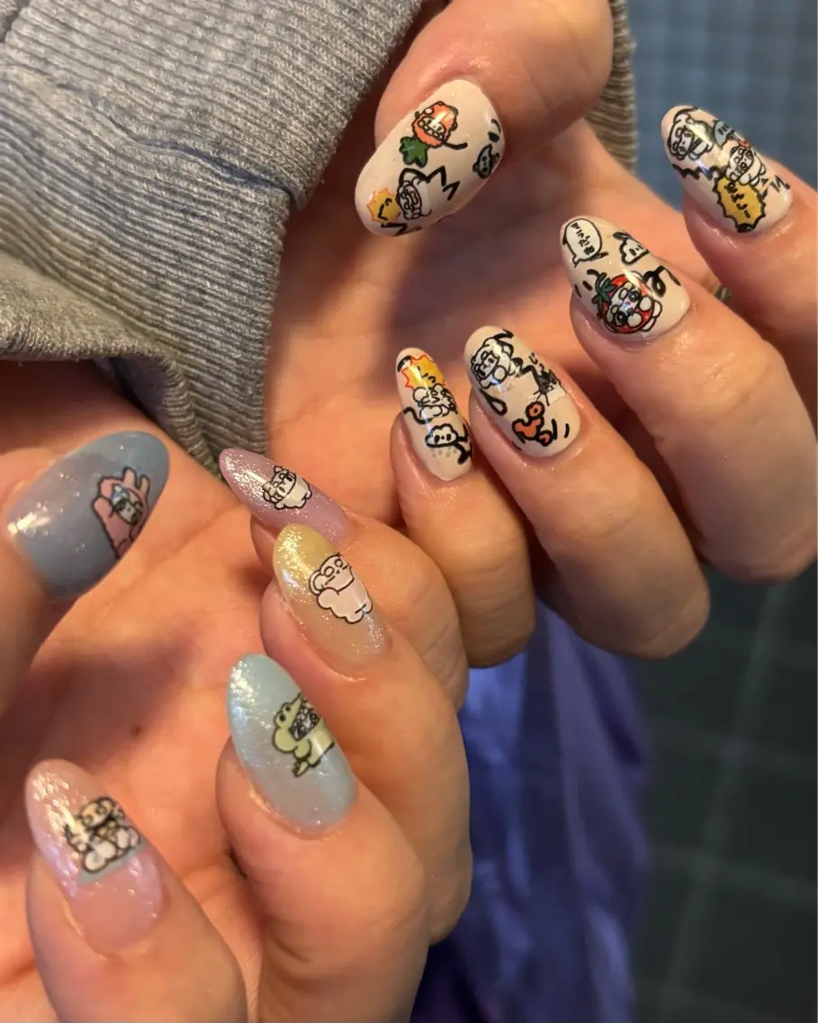 ネイル ハンドネイル 🪐富島彩夏 /海外nail🪐のネイルデザイン