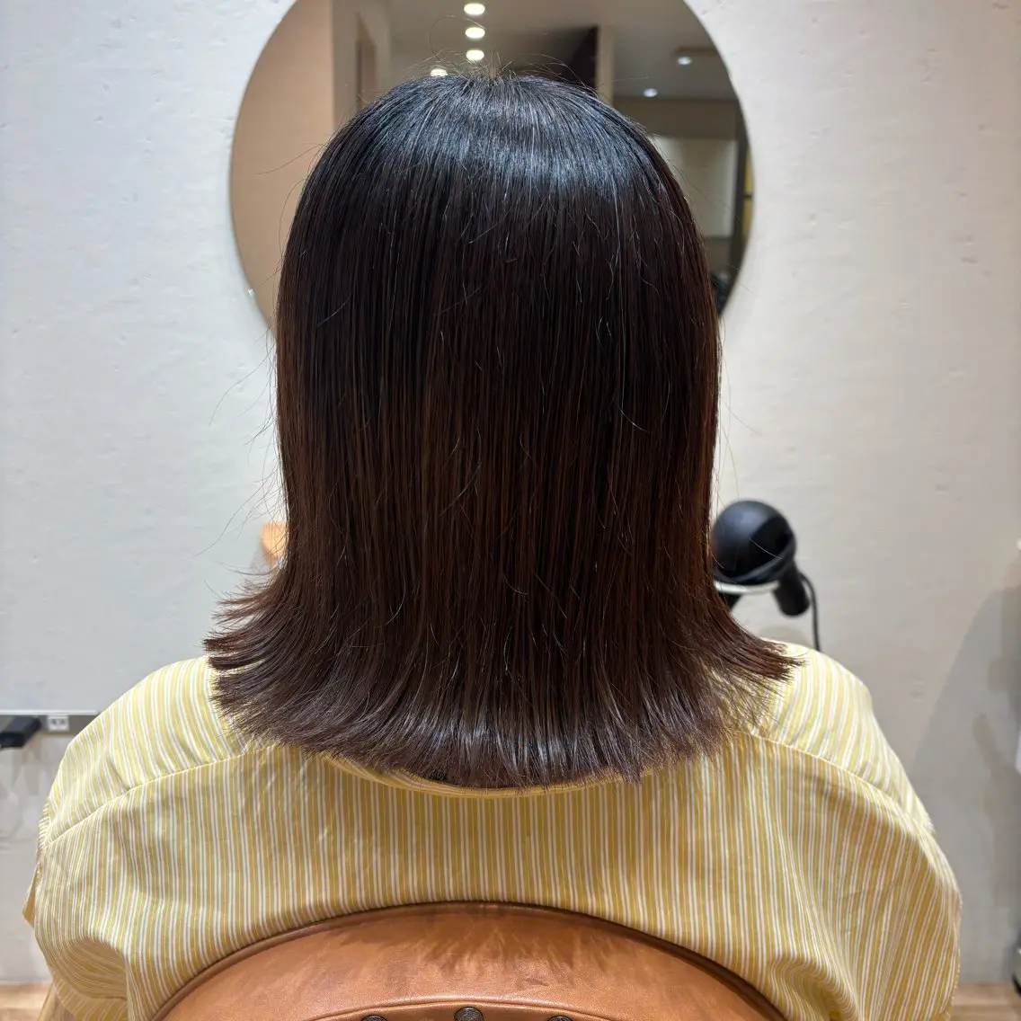 ミディアム 切りっぱなしボブ ボブ 小西 七菜子のヘアスタイル