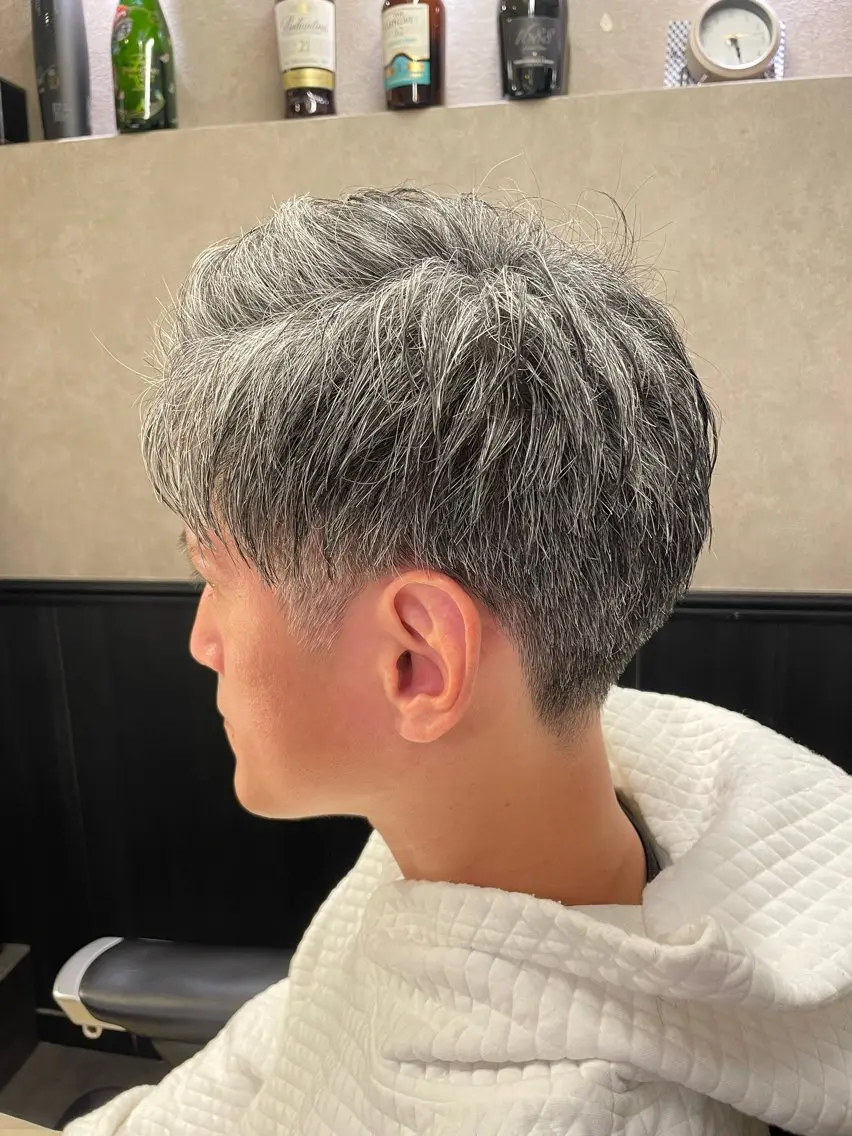 ショート メンズ SAKI SAKIのヘアスタイル