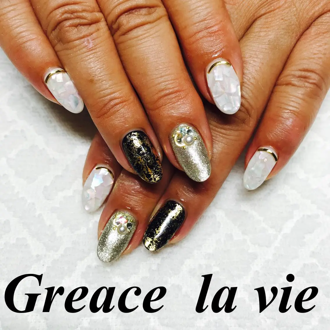 ロング カラー ヘアアレンジ キッズ ネイル マツエク・マツパ 黒髪 ゴージャス ゴージャス Greace  la vieのネイルデザイン