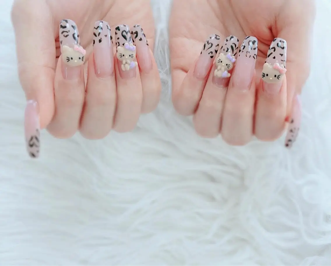 ネイル ESPOIR Ｎのネイルデザイン