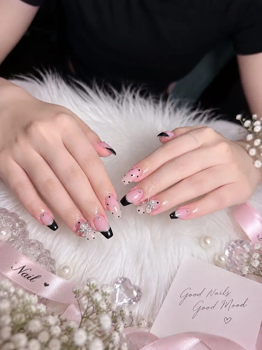 ネイル ハンドネイル Ami Nailsのネイルデザイン