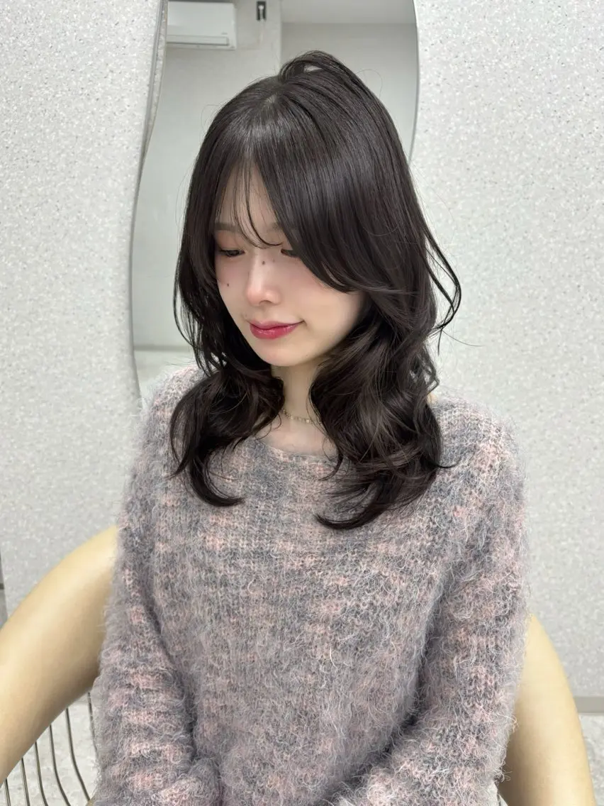 ミディアム カラー ヘアアレンジ ブリーチ 透明感カラー ブリーチなしカラー トリートメント ヘアカラー トリートメント 艶カラー¦モテヘア¦ まなみ🎀💞のヘアスタイル
