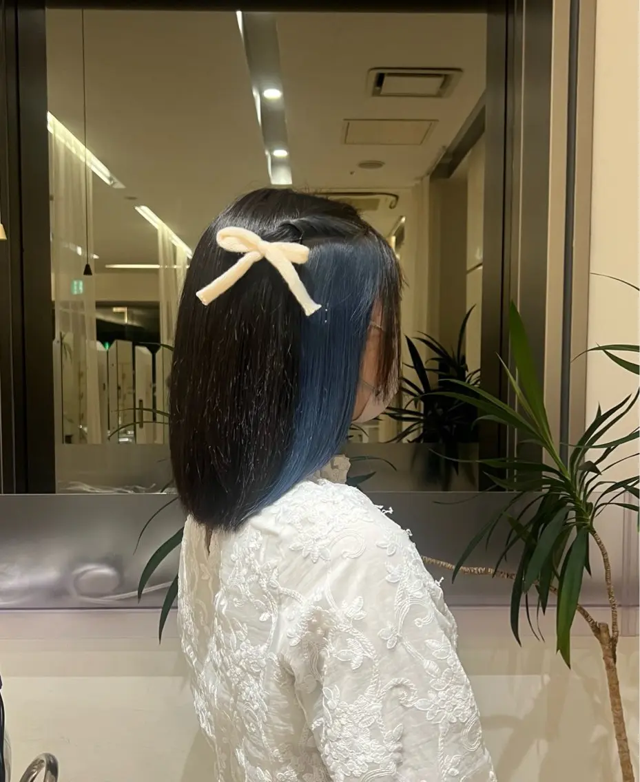 カラー イヤリングカラー 安江 萌のヘアスタイル