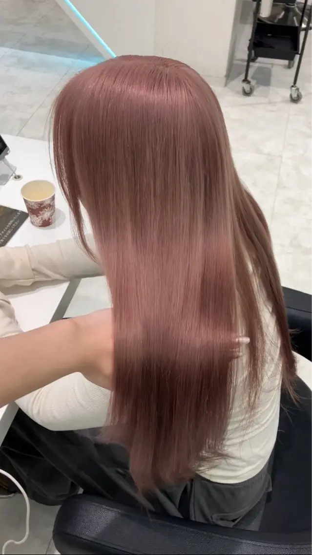 ロング カラー ヘアアレンジ ヘアカラー 💓ブリーチ特化 透明感💓あい💓のヘアスタイル