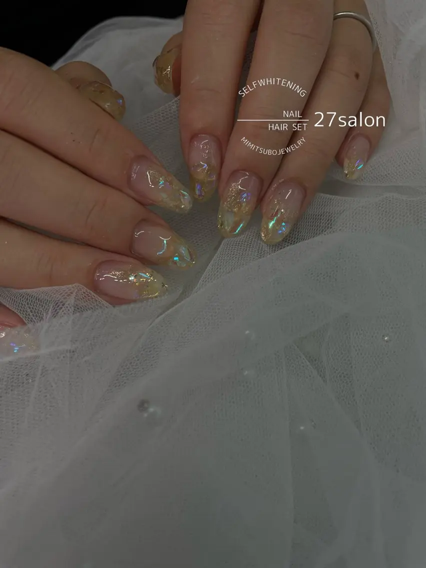 ネイル オーロラネイル 氷ネイル・うるうるネイル ハンドネイル 27salon yuinaのネイルデザイン