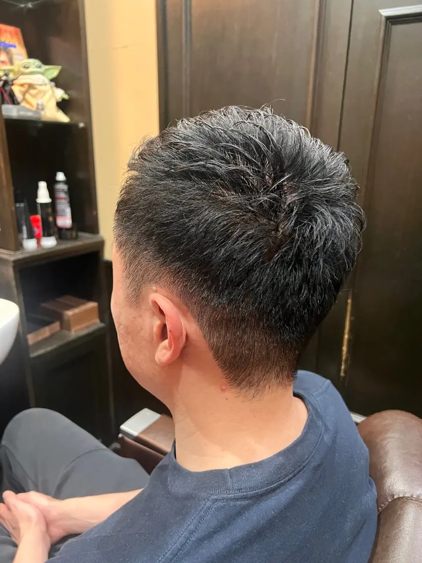 ショート グェンティ ホアのヘアスタイル