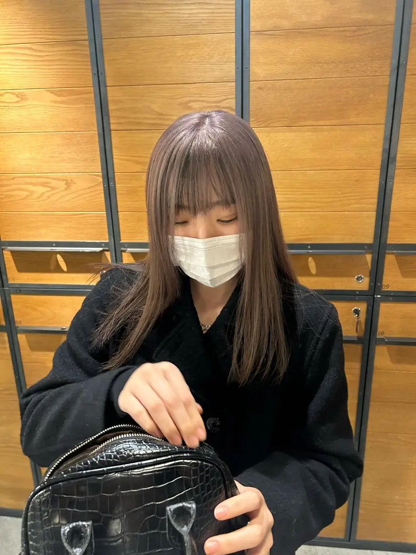 ロング カラー ベージュカラー ハイトーンカラー シルバー 海外レイヤー /NAGISAのヘアスタイル