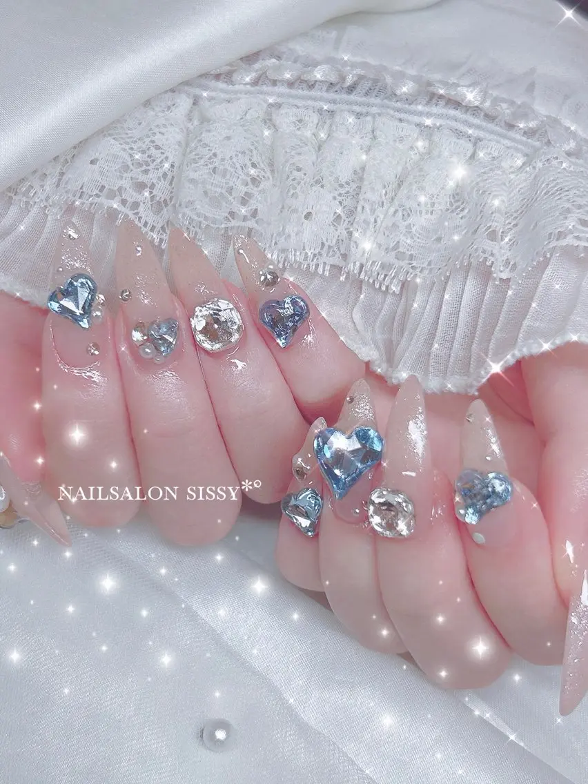 ネイル ハンドネイル sissy suzukaのネイルデザイン