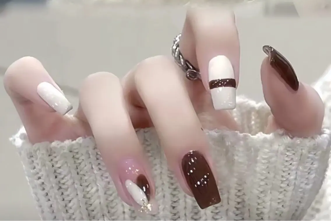 ネイル ハンドネイル ハンドケア queen nailのネイルデザイン