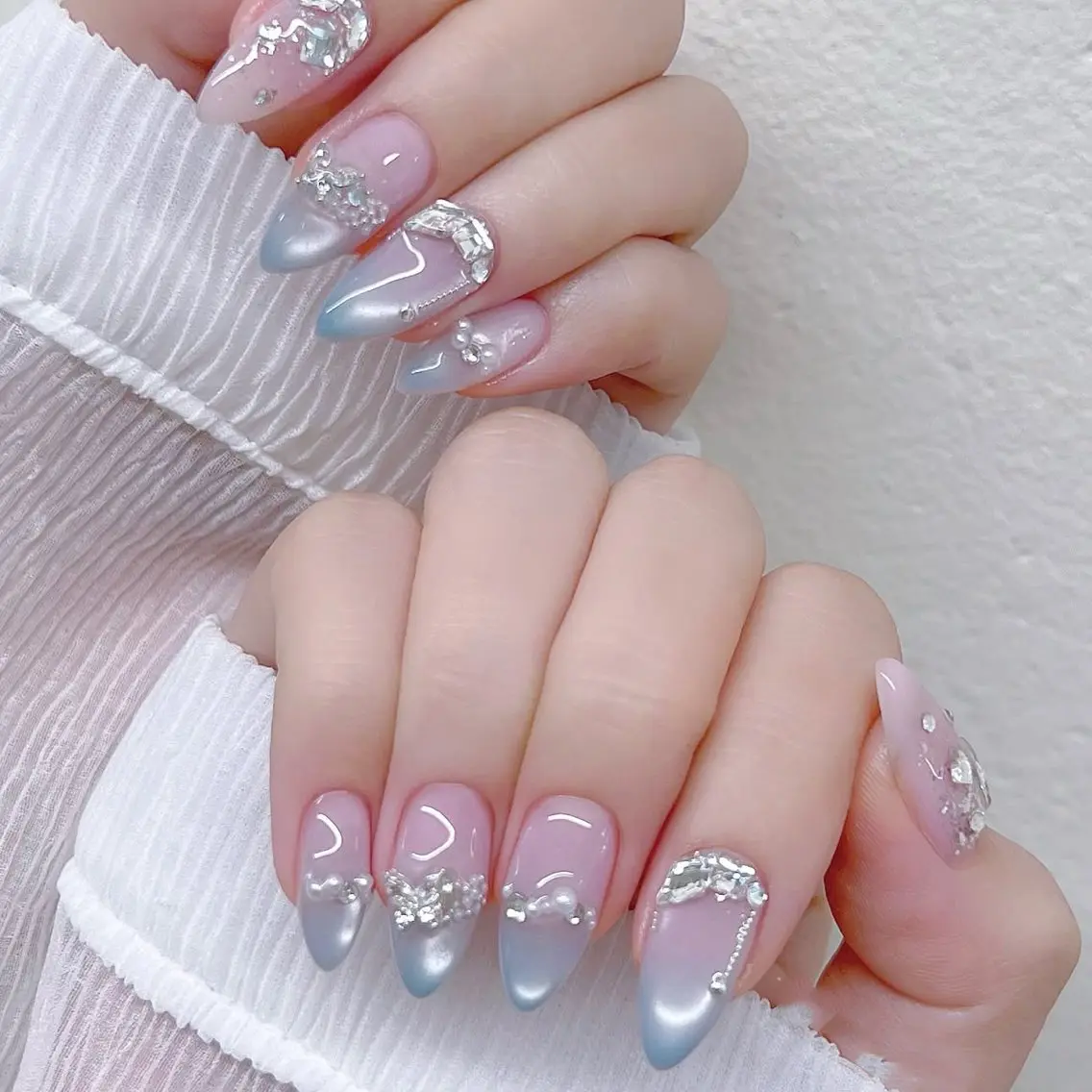 ネイル ハンドネイル フットネイル Quynh Sora Nailのネイルデザイン