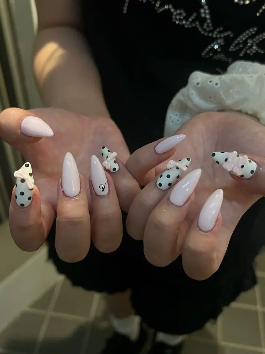 ネイル ハンドネイル Hata nail 🎀個性派ニュアンスのネイルデザイン