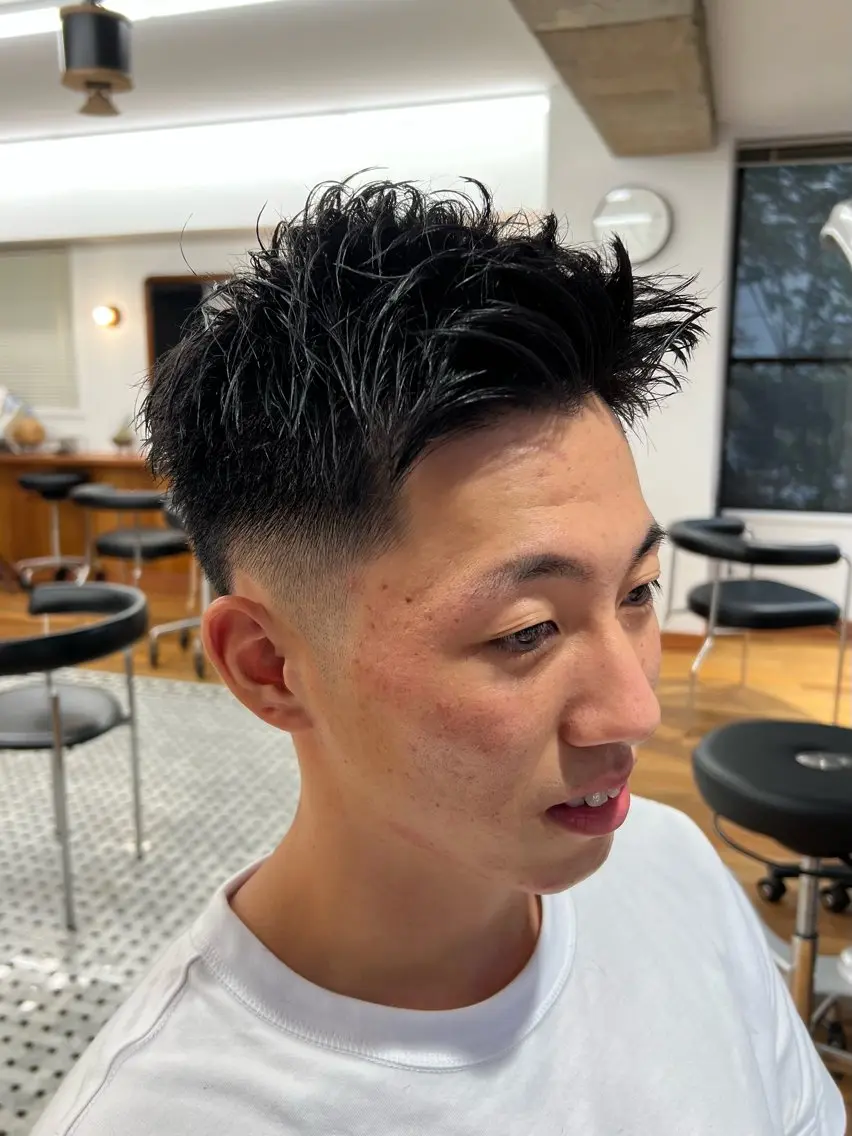 ショート メンズ カット メンズカット✂️ スキンフェード伊藤陸のヘアスタイル
