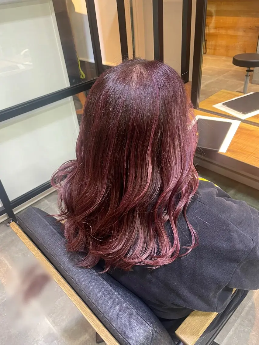 ミディアム カラー 💎HYUGO❄️ ハイトーン/インナーのヘアスタイル