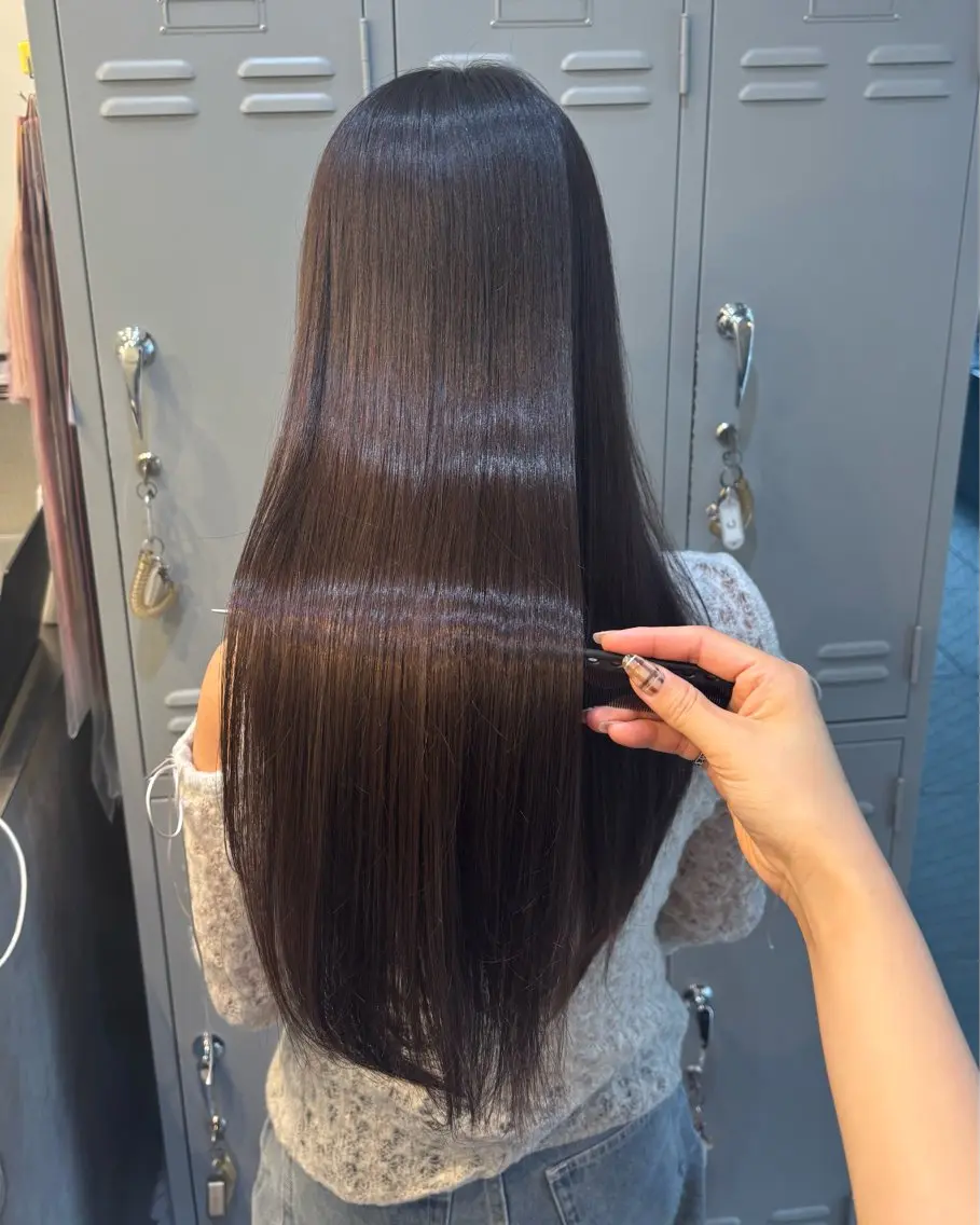 ロング カラー ブリーチ 透明感カラー グレージュ ブリーチなしカラー カット ヘアカラー レイヤーカット/ 暗髪カラー🧸ナシコのヘアスタイル