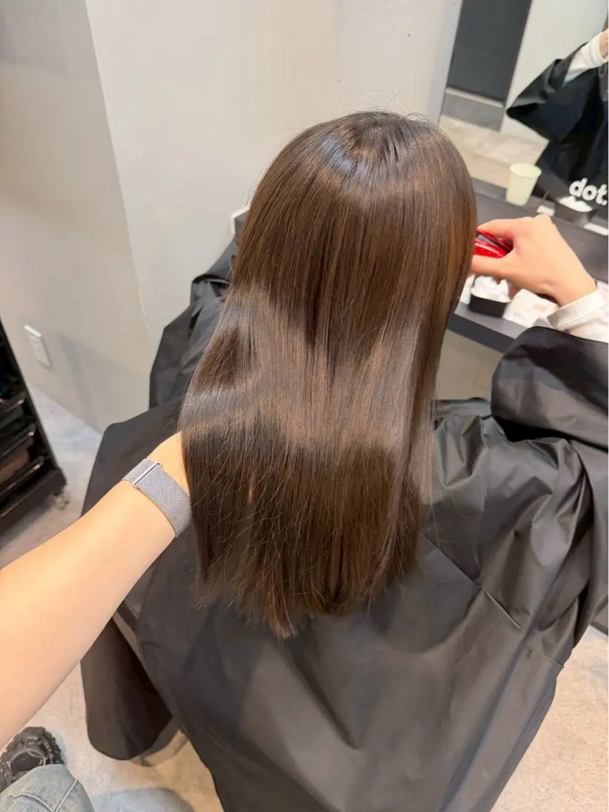 ロング カラー ブラウンカラー ナチュラルブラウン 透明感カラー🩵 ワンホンカラー/えりのヘアスタイル